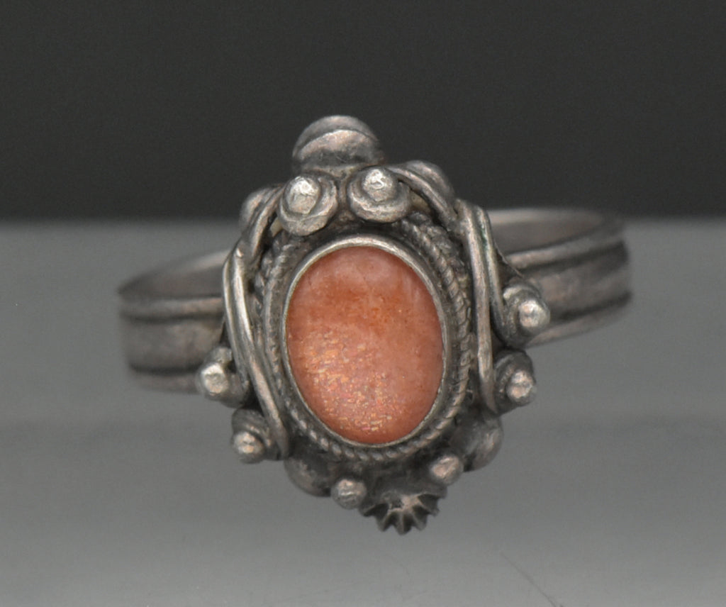 Vintage Handmade Sunstone Sterling Silver Ring - Size 7.5