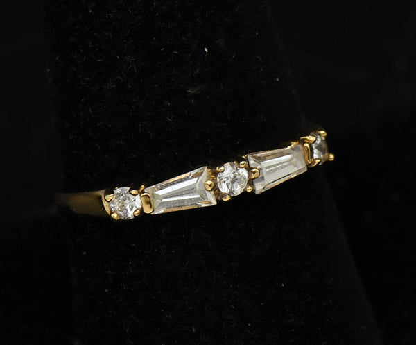 Vintage Gold Tone Rhinestone Ring