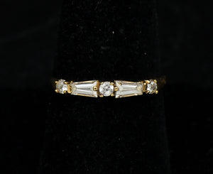 Vintage Gold Tone Rhinestone Ring