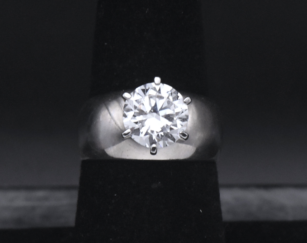 Sterling Silver Cubic Zirconia Solitaire Wide Band Ring - Size 7