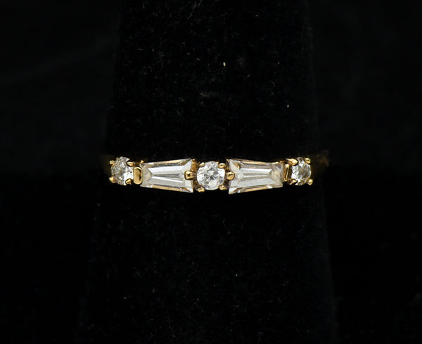 Vintage Gold Tone Rhinestone Ring