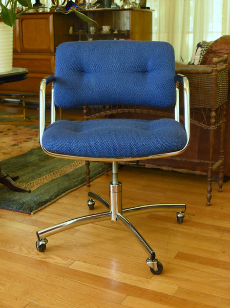 Steelcase - Vintage 1970s Upholstered Wheeled Office Arm Chair