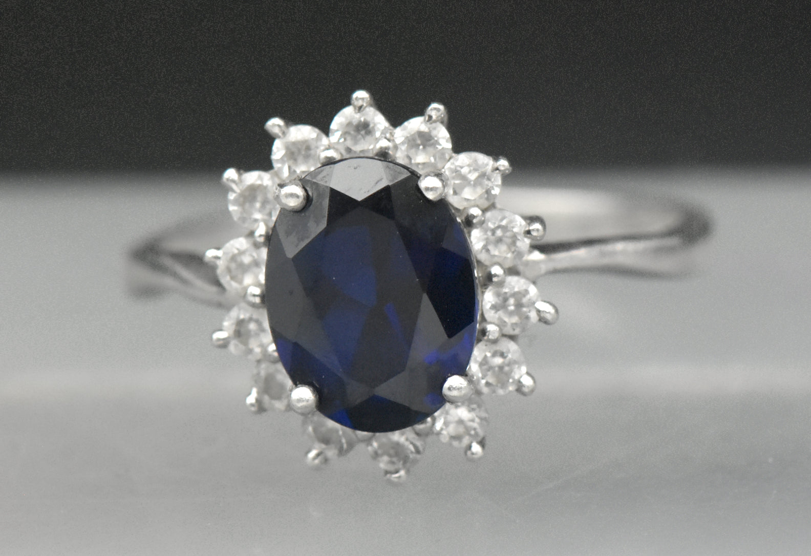 Stauer - Vintage Sapphire and CZ Sterling Silver Halo Ring - Size 6.75