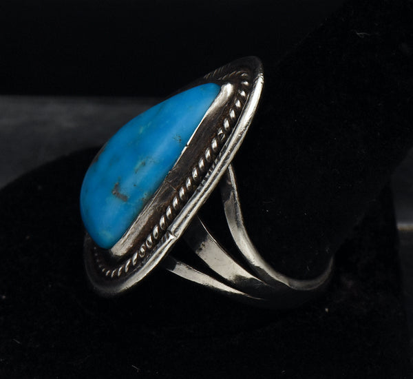 Vintage Handmade Sterling Silver and Turquoise Southwestern Style Ring - Size 11