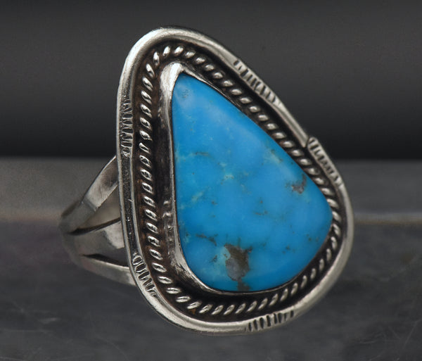 Vintage Handmade Sterling Silver and Turquoise Southwestern Style Ring - Size 11