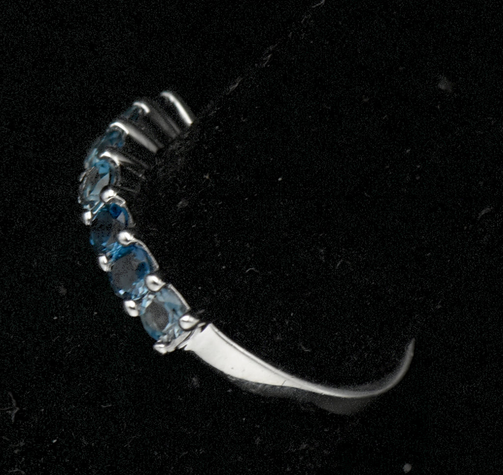 Vintage Sterling Silver Blue Topaz Ring - Size 7