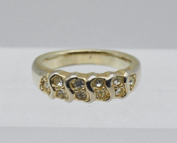 Vintage Gold Tone and Rhinestones Ring - Size 5.5