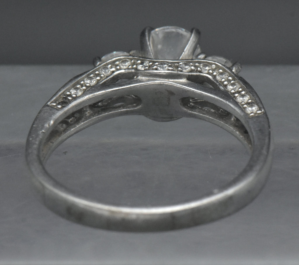 Vintage Sterling Silver CZ Three-Stone Ring - Size 9.5