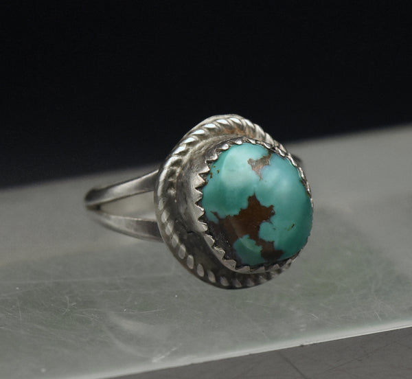 Vintage Handmade Sterling Silver Turquoise Ring - Size 5