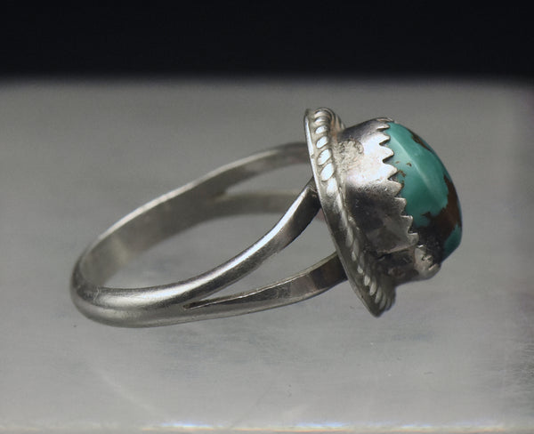 Vintage Handmade Sterling Silver Turquoise Ring - Size 5