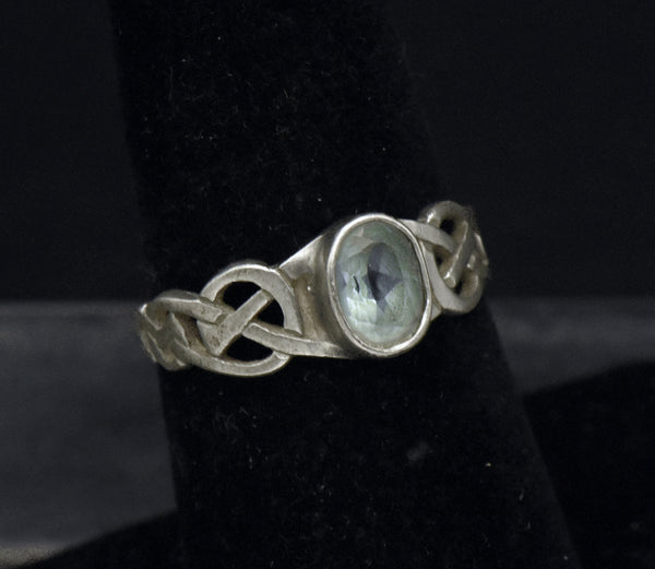 Vintage Blue Topaz Sterling Silver Ring - Size 7