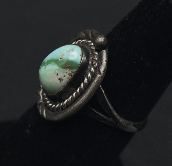 Vintage Handmade Sterling Silver Turquoise Ring - Size 5.5