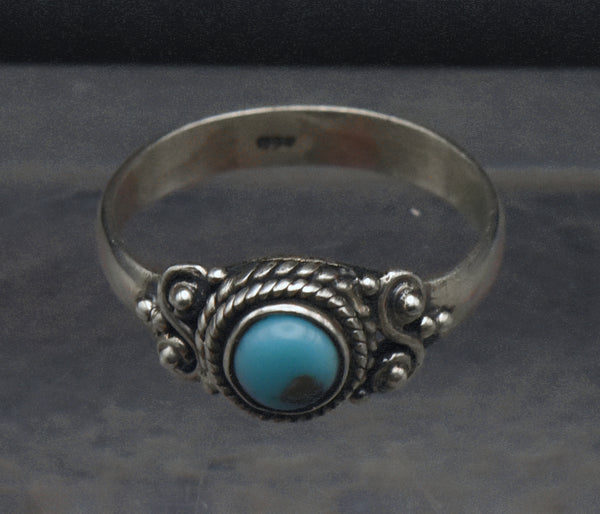 Vintage Handmade Turquoise Sterling Silver Ring - Size 8.25