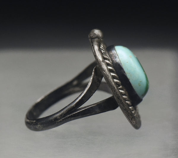 Vintage Handmade Sterling Silver Turquoise Ring - Size 5.5