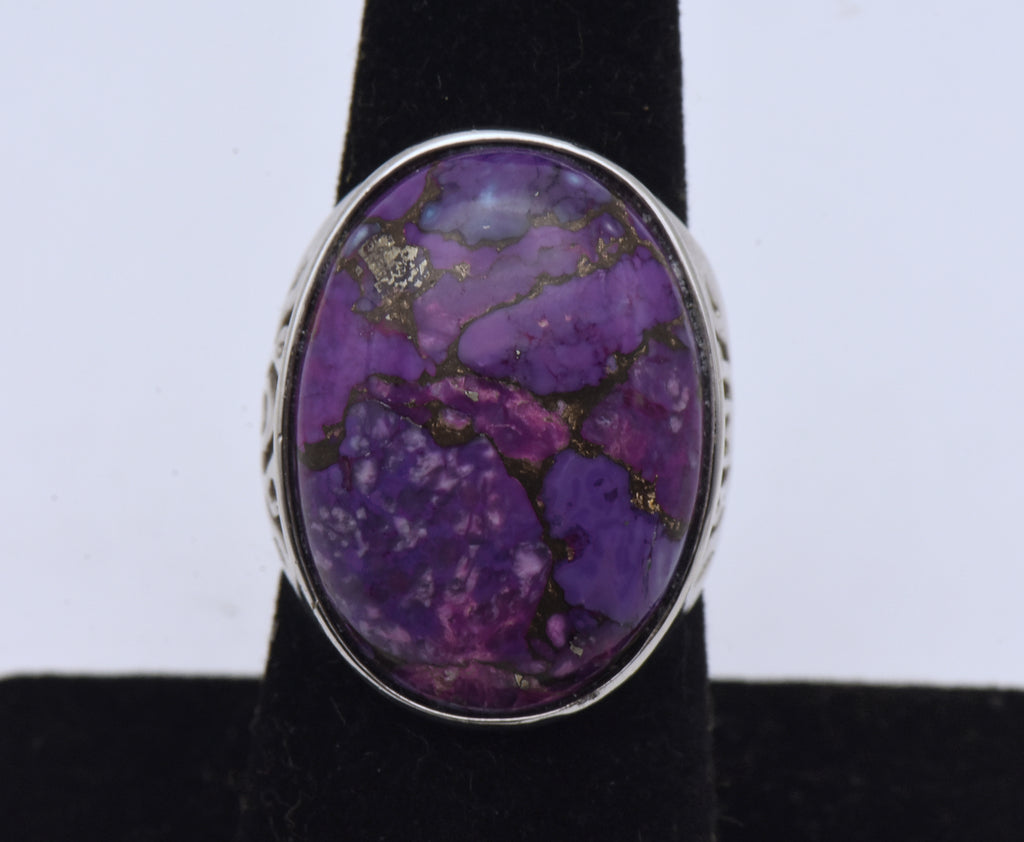 Vintage Sterling Silver Dyed Purple Turquoise Ring - Size 7.25
