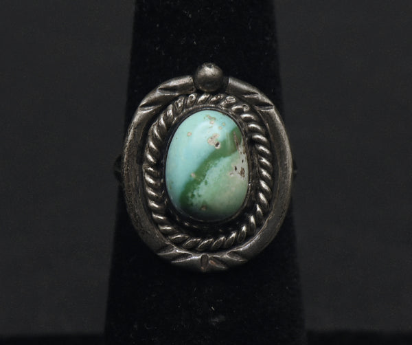 Vintage Handmade Sterling Silver Turquoise Ring - Size 5.5