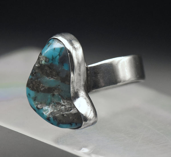 Vintage Handmade Sterling Silver Turquoise Ring - Size 6.25