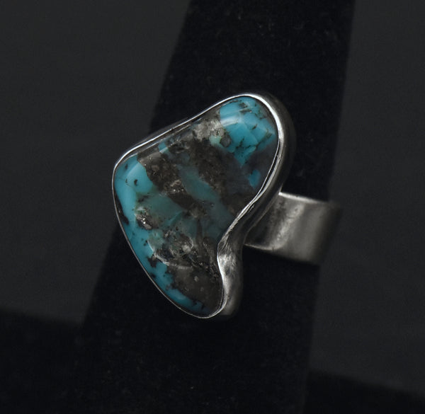 Vintage Handmade Sterling Silver Turquoise Ring - Size 6.25