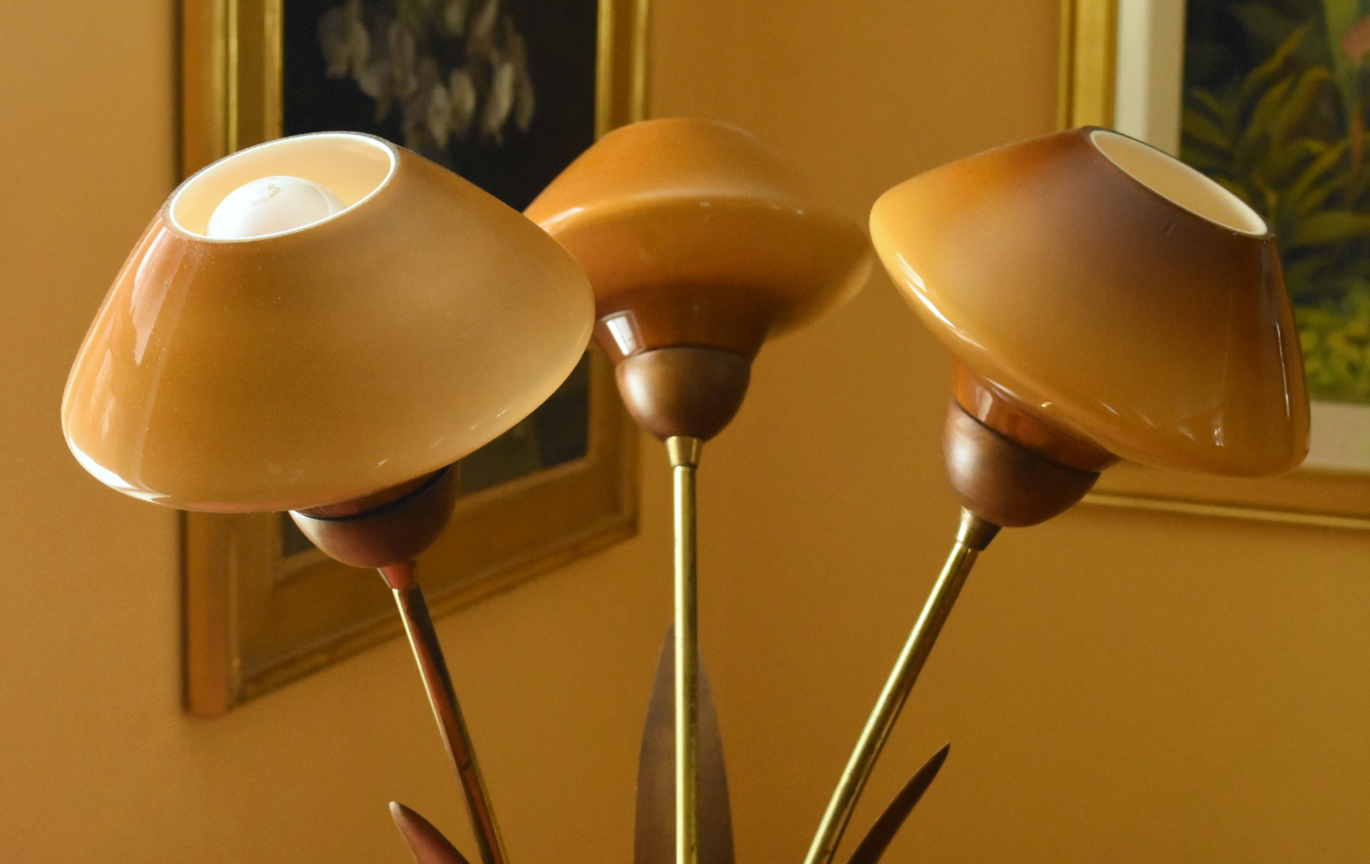 Vintage MCM Tulip Table Lamp