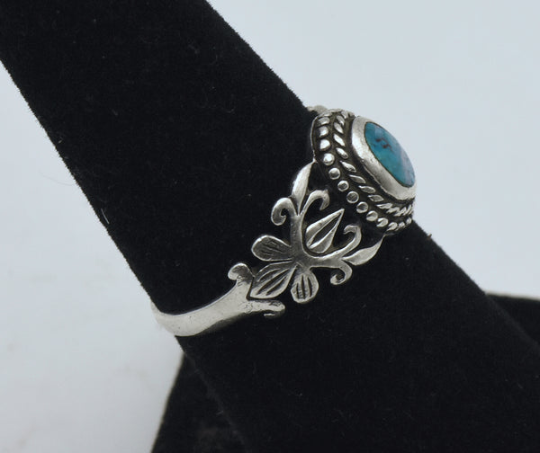 Vintage Handmade Sterling Silver and Turquoise Ring - Size 6.25 BROKEN SHANK