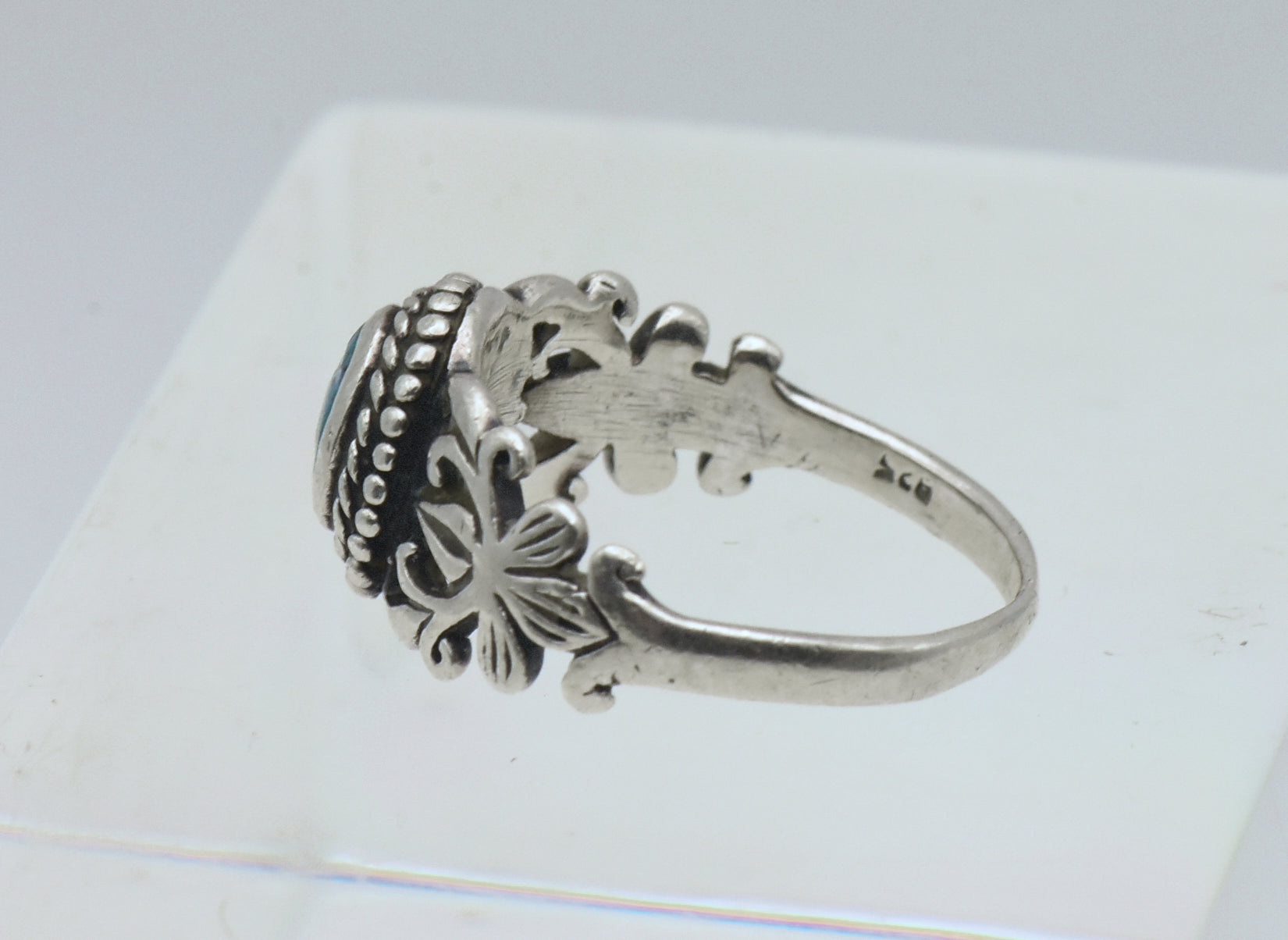 Vintage Handmade Sterling Silver and Turquoise Ring - Size 6.25 BROKEN SHANK