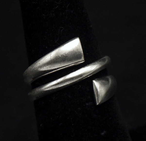 Vintage Sterling Silver Twist Modern Design Ring - Size 5.5