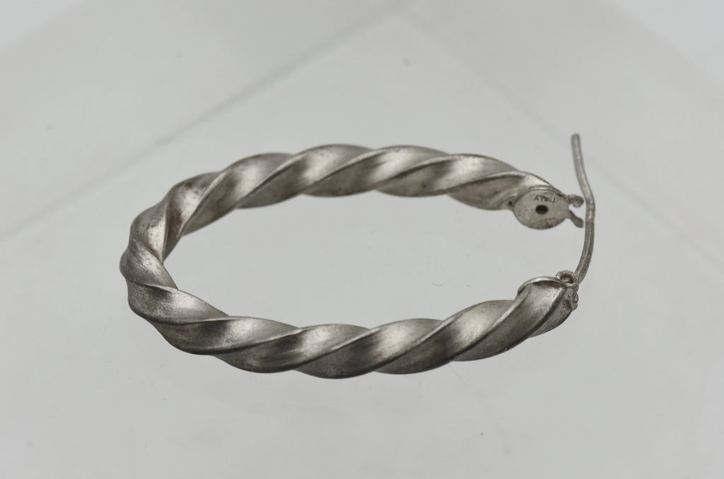 UNMATCHED Vintage Handmade Italian Sterling Silver Twisted Oval Dangle Earring