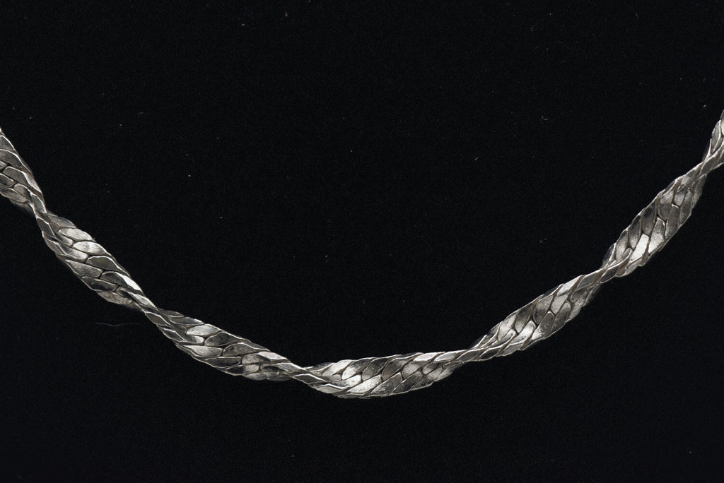 Vintage Silver Tone Metal Twisted Link Chain Necklace - 24"
