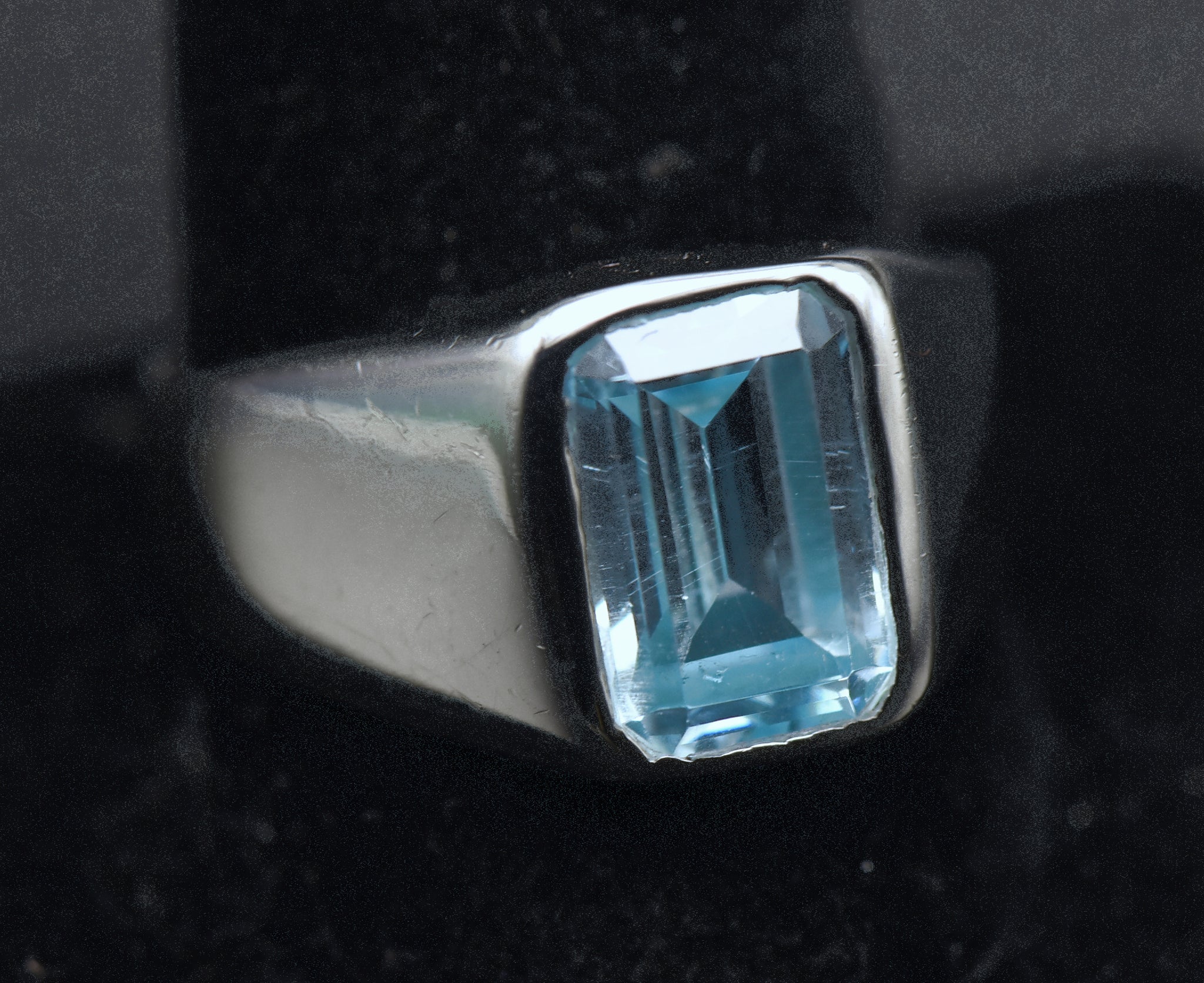 Vintage Sterling Silver Imitation Blue Topaz Ring - Size 12.25