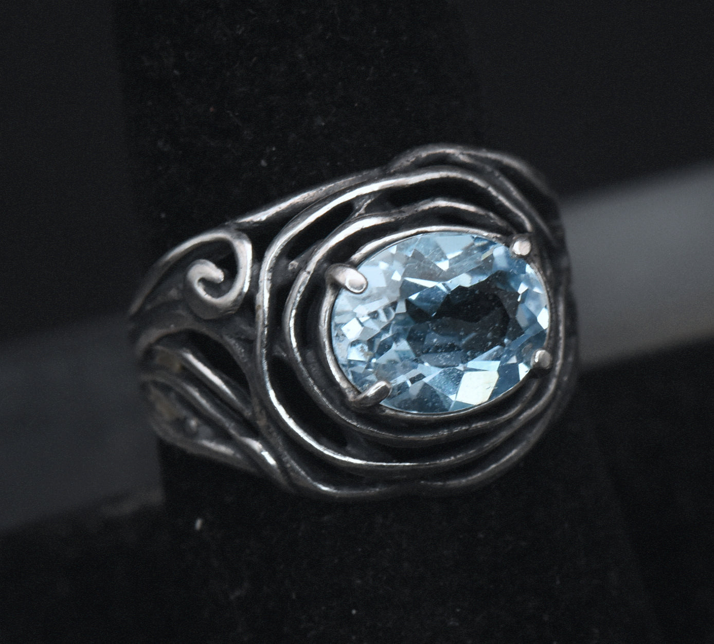 Vintage Blue Topaz Sterling Silver Ring - Size 8