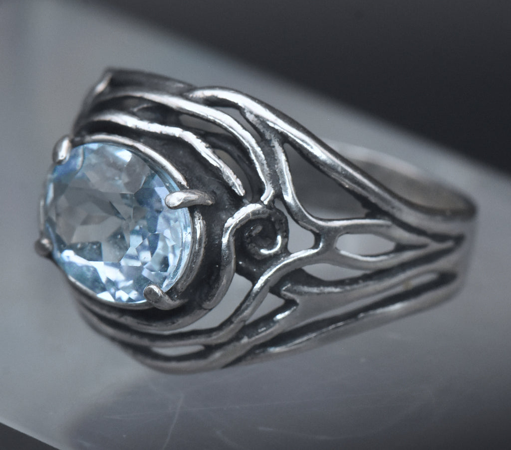Vintage Blue Topaz Sterling Silver Ring - Size 8