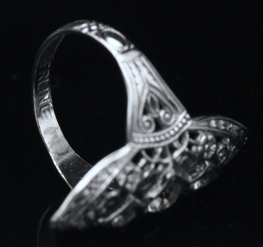 Uncas - Vintage Sterling Silver and Rhinestone Ring - Size 5