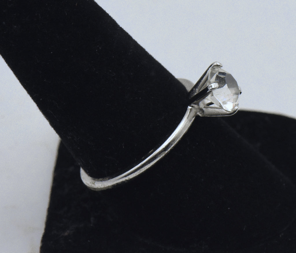 Uncas - Vintage Silver Plated and Rhinestone Solitaire Ring - Various sizes