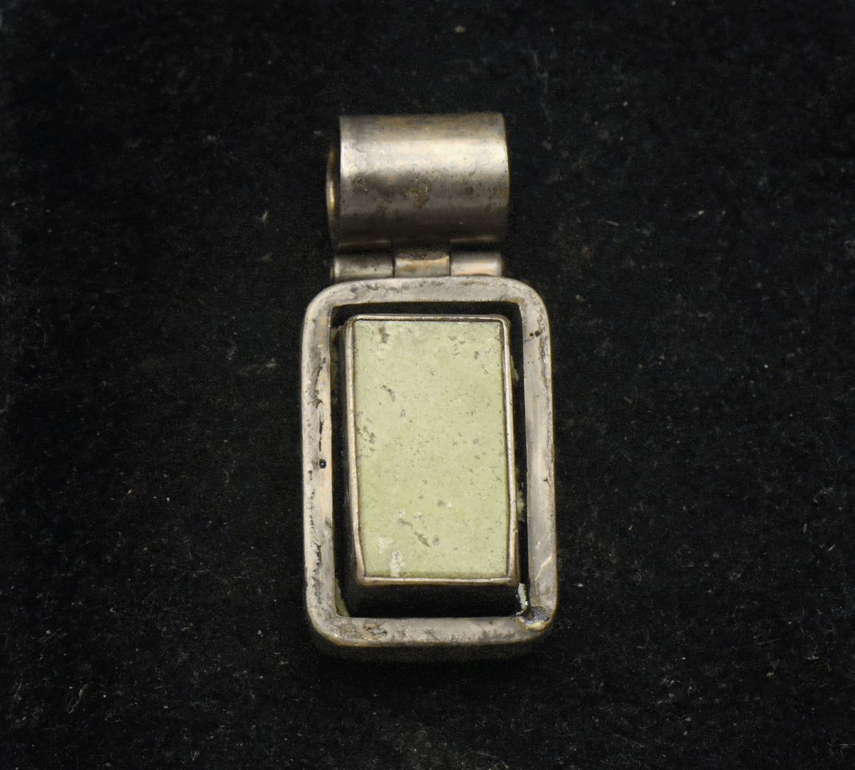 Byron Ushiña - Vintage Handmade 950 Silver Stone Pendant