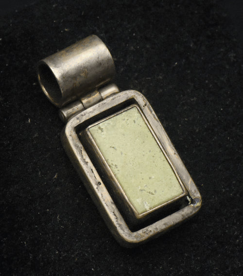 Byron Ushiña - Vintage Handmade 950 Silver Stone Pendant