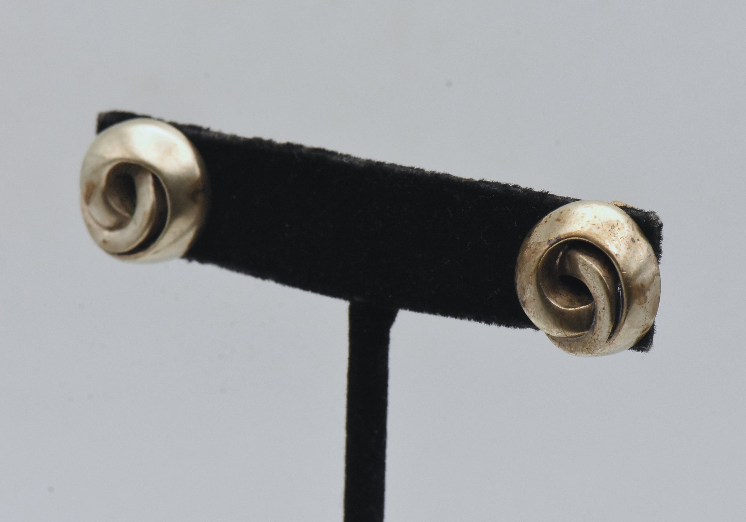 Vaubel - Vintage Handmade Vermeil Knot Stud Earrings