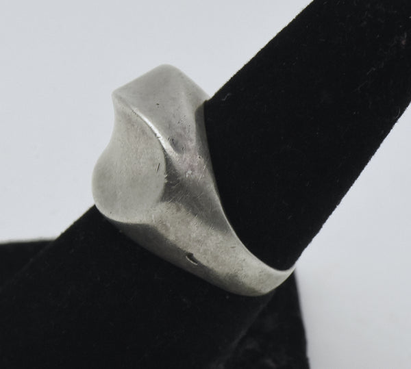 Vintage Sterling Silver Modern Design Ring - Size 7.25