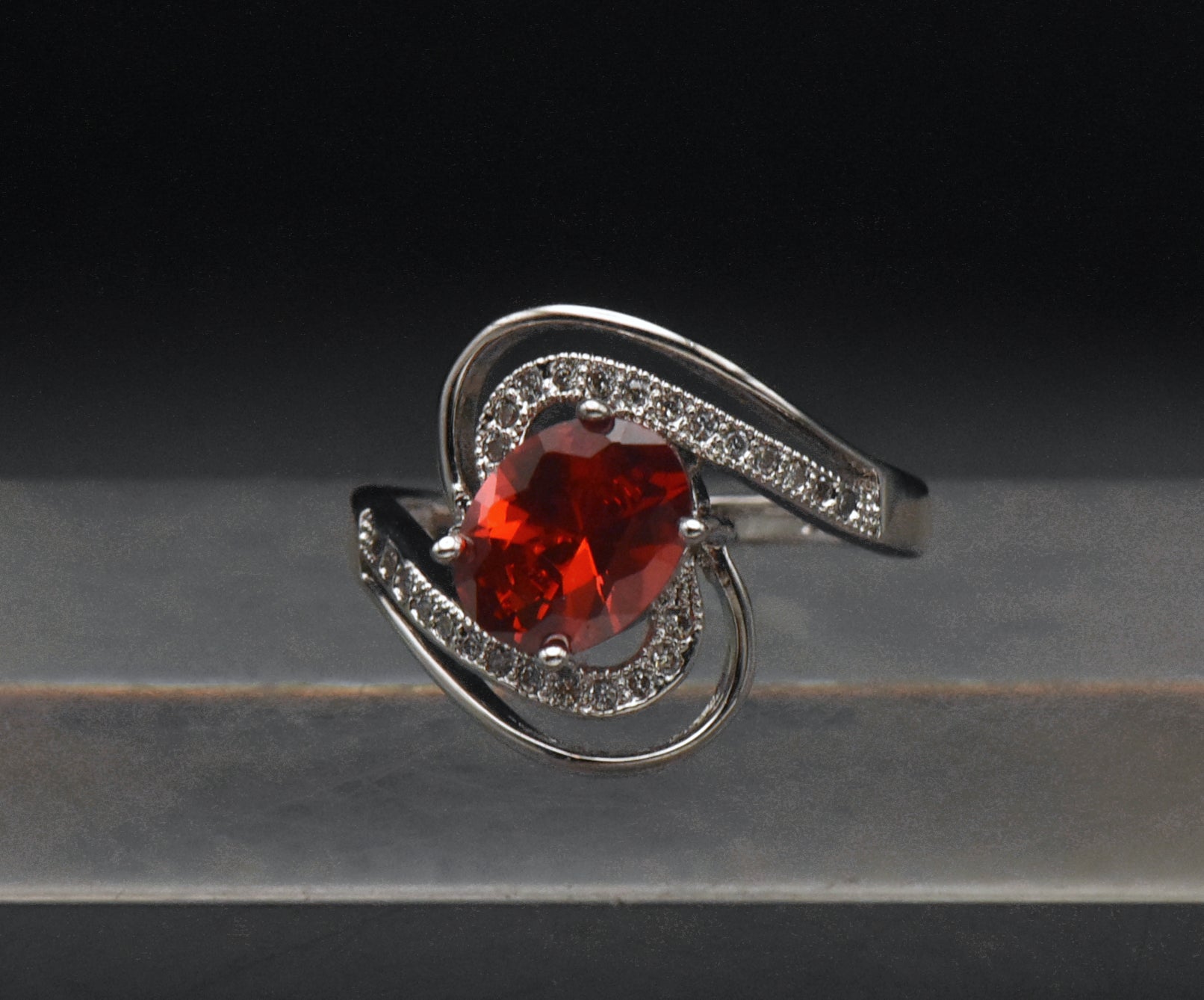Vintage Red Cubic Zirconia 18k White Gold Plated Ring - Size 7