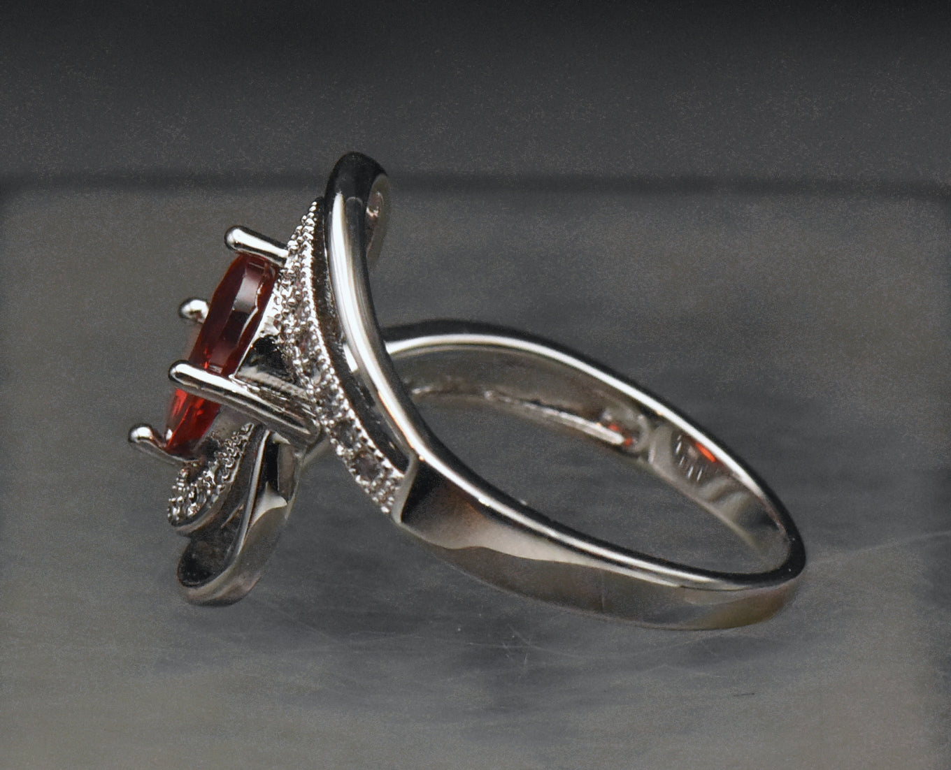 Vintage Red Cubic Zirconia 18k White Gold Plated Ring - Size 7