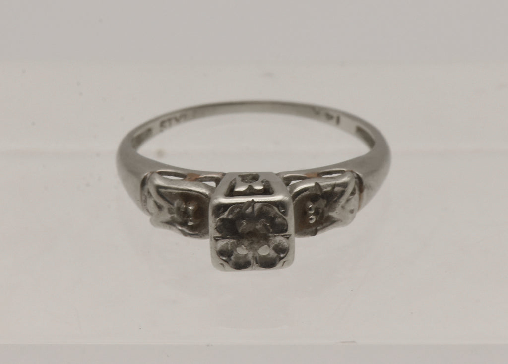 Vintage 14K White Gold Ring - Size 6 MISSING STONES