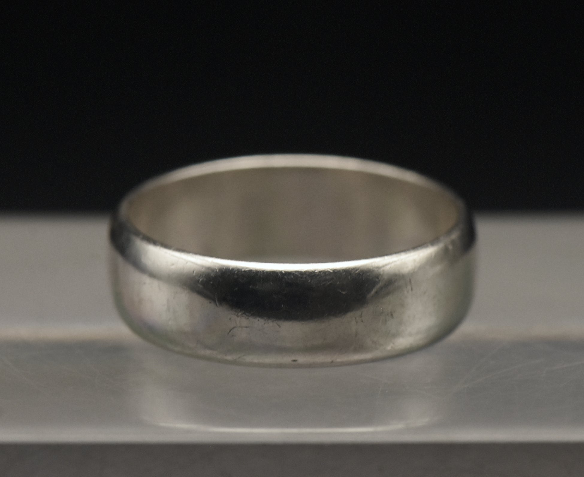 Wheeler Manufacturing - Vintage Sterling Silver Band - Size 8
