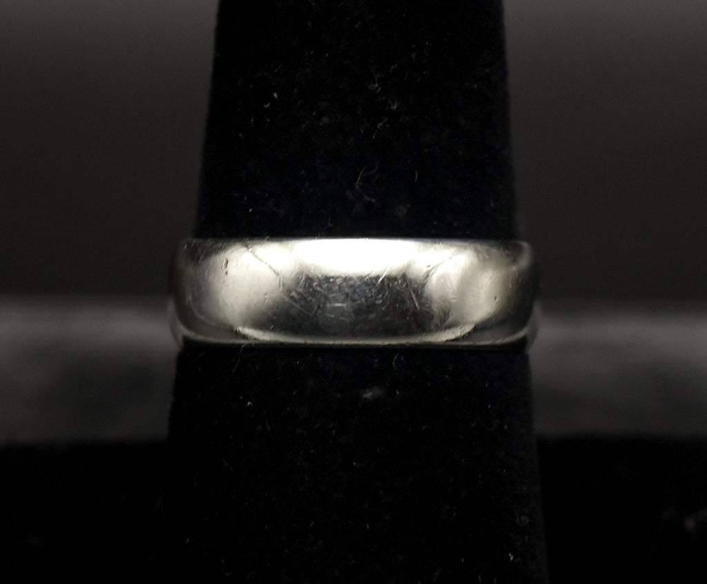 Wheeler Manufacturing - Vintage Sterling Silver Band - Size 8