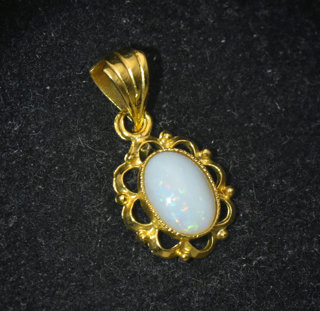Vintage 10k Gold and White Opal Pendant