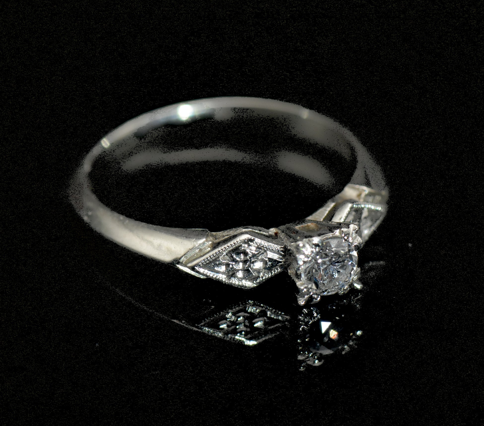 Vintage 14k White Gold Solitaire Diamond Ring - Size 8