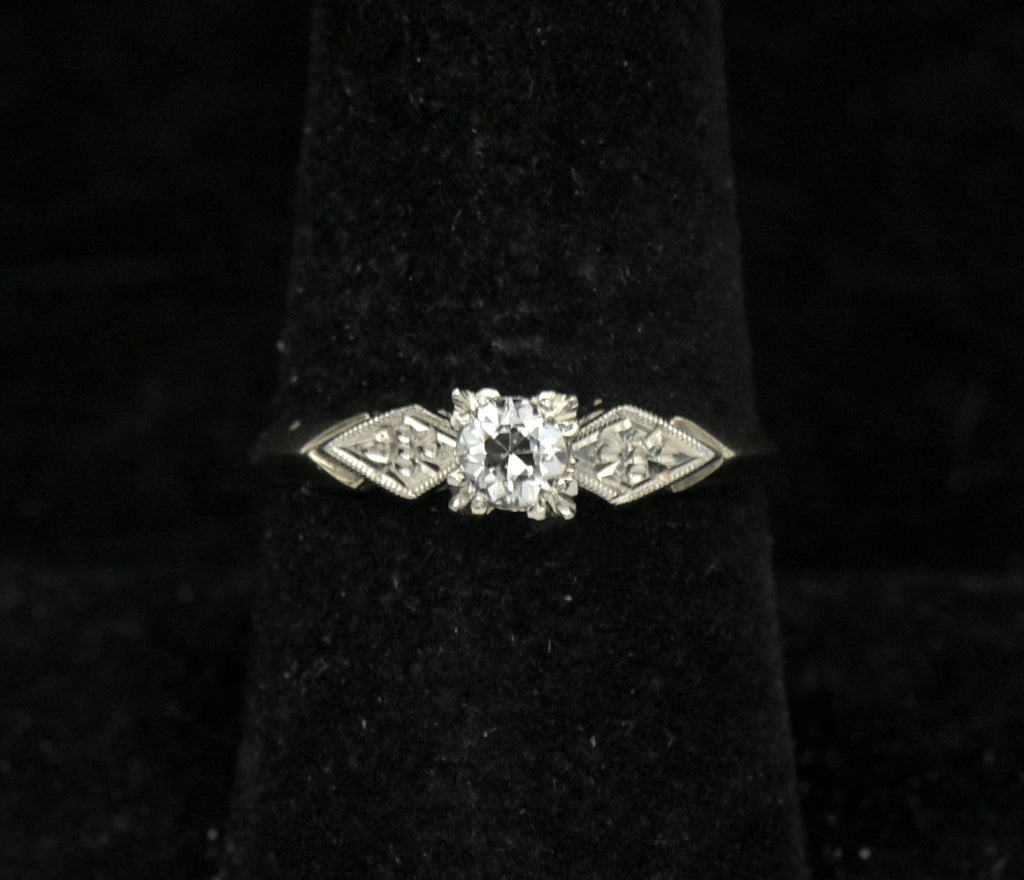 Vintage 14k White Gold Solitaire Diamond Ring - Size 8