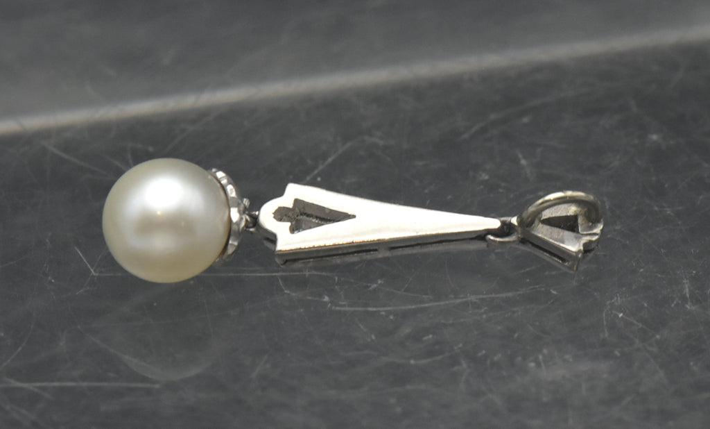 Vintage 10k White Gold, Diamonds and Pearl Art Deco Dangle Pendant