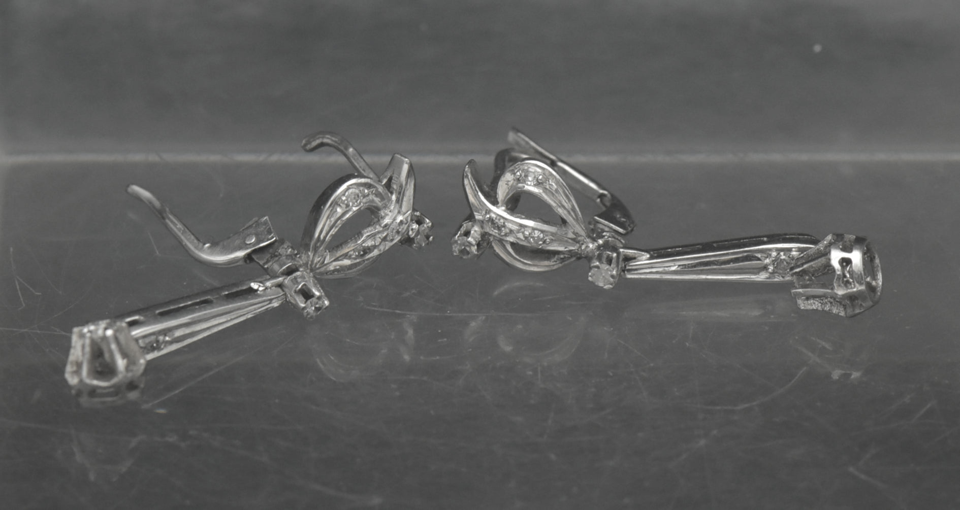 Vintage 10k White Gold with Diamonds Earrings