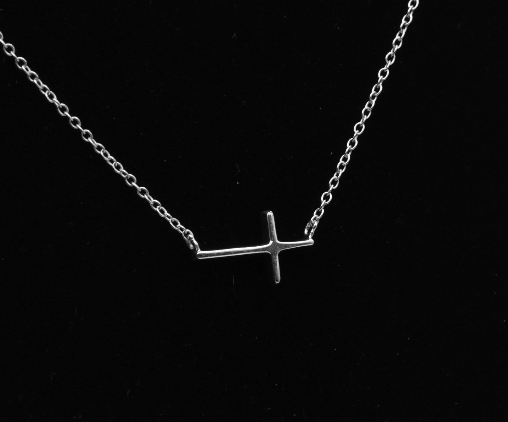 Vintage Sterling Silver Cross Pendant Chain Necklace