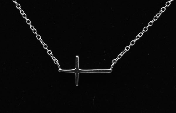 Vintage Sterling Silver Cross Pendant Chain Necklace