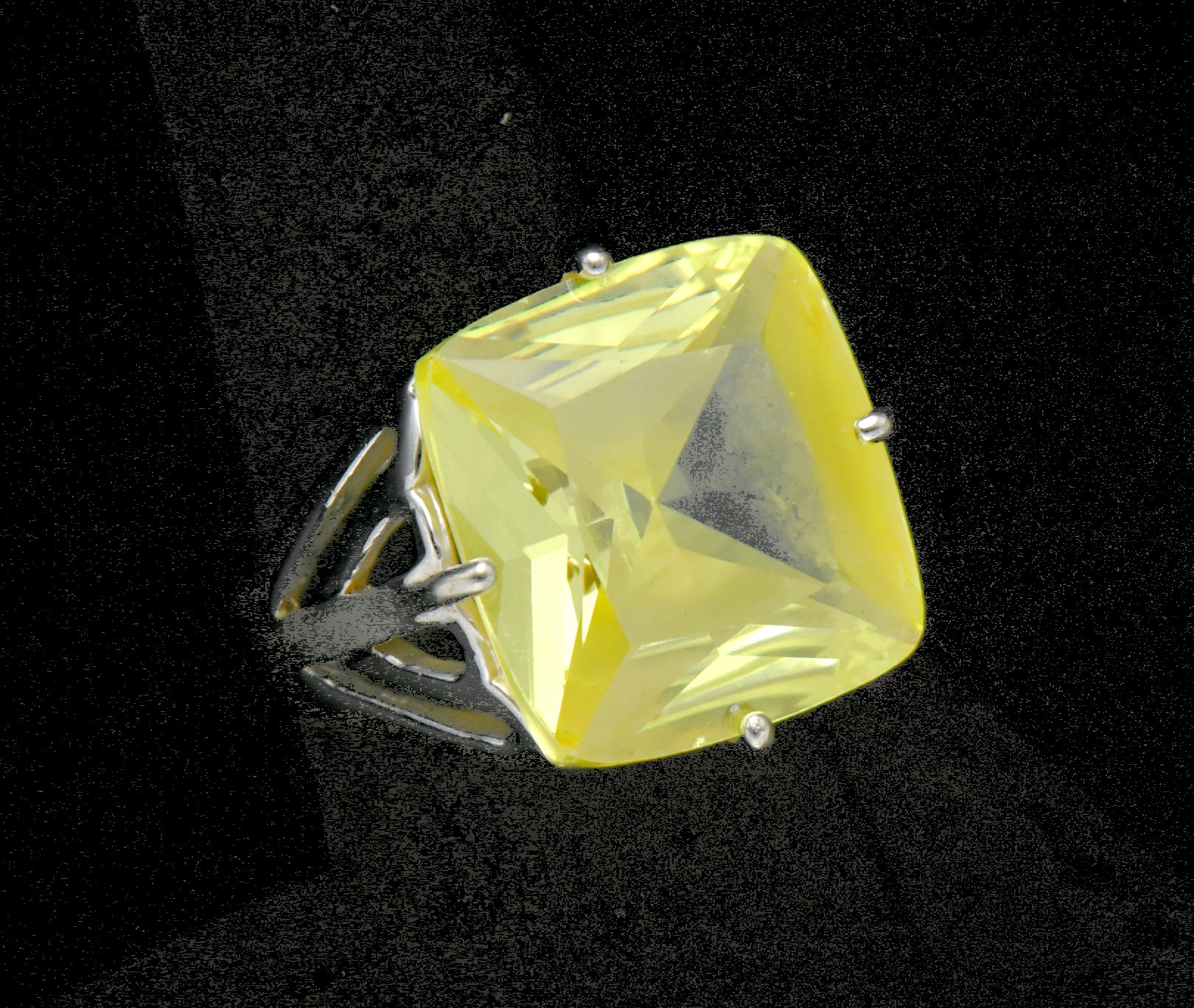 Vintage Large Yellow Cubic Zirconia Ring - Size 7